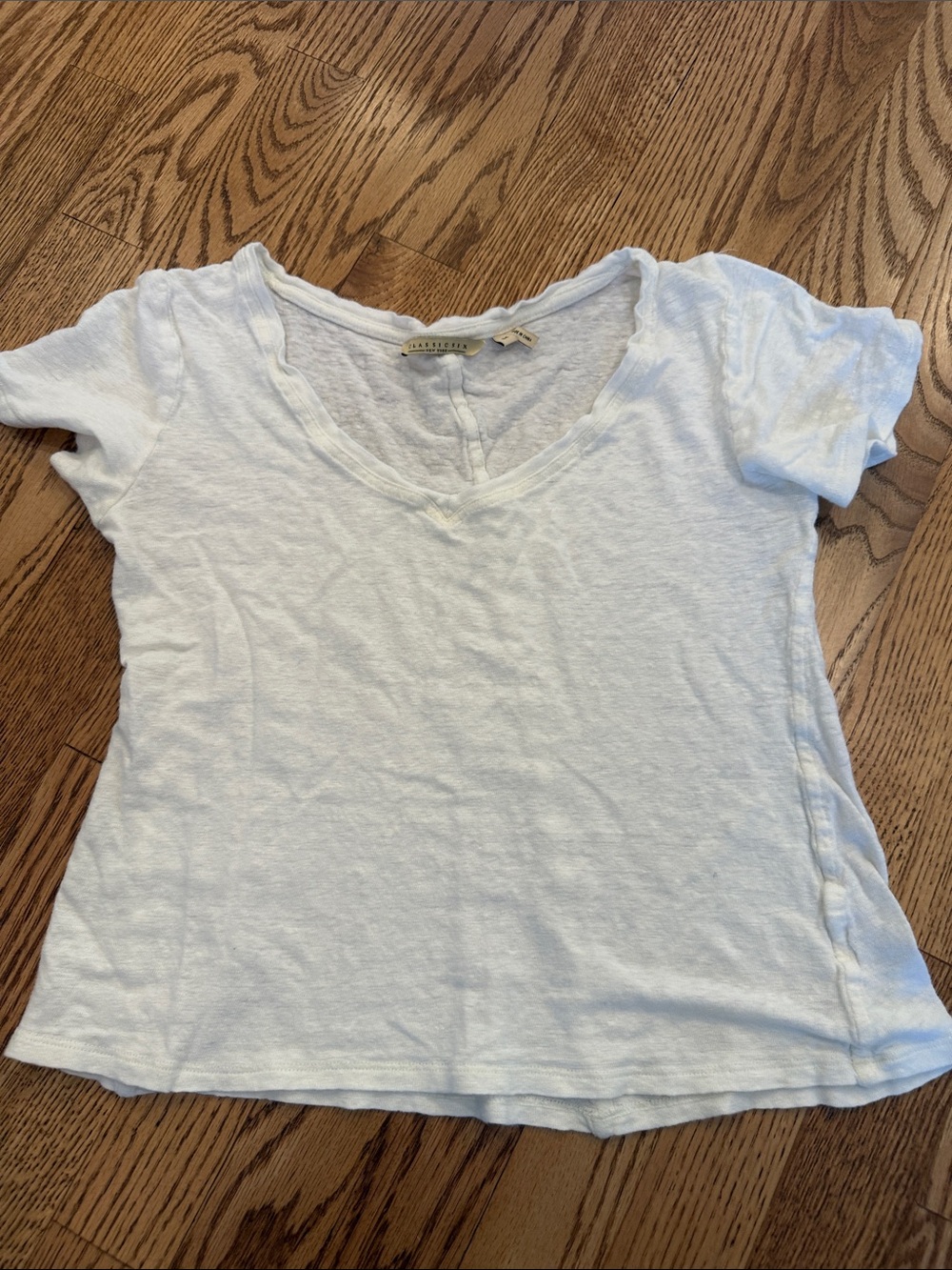Classic Six White Short Sleeve V-Neck Tee